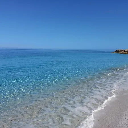 L'agrumeto Segreto 게스트하우스 3*