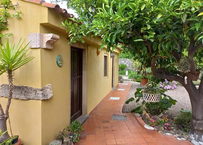 L'agrumeto Segreto 3* Riola Sardo